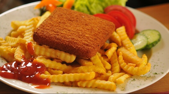 Vytou�en� chv�le - ob�d" - 11 km od c�le - od te� to �lo od deseti k p�ti..."